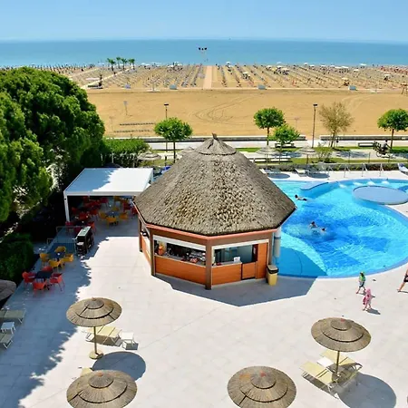 Peaceful Flat Next To The With Balcony Bibione