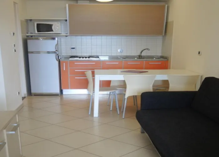 Peaceful Flat Next To The With Balcony *