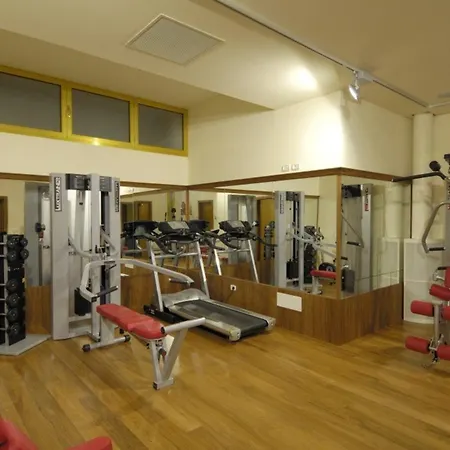 Διαμέρισμα Peaceful Flat Next To The With Balcony Μπιμπιόνε