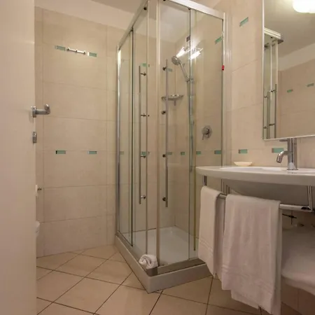 Διαμέρισμα Peaceful Flat Next To The With Balcony