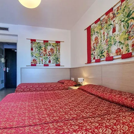 Διαμέρισμα Peaceful Flat Next To The With Balcony Μπιμπιόνε